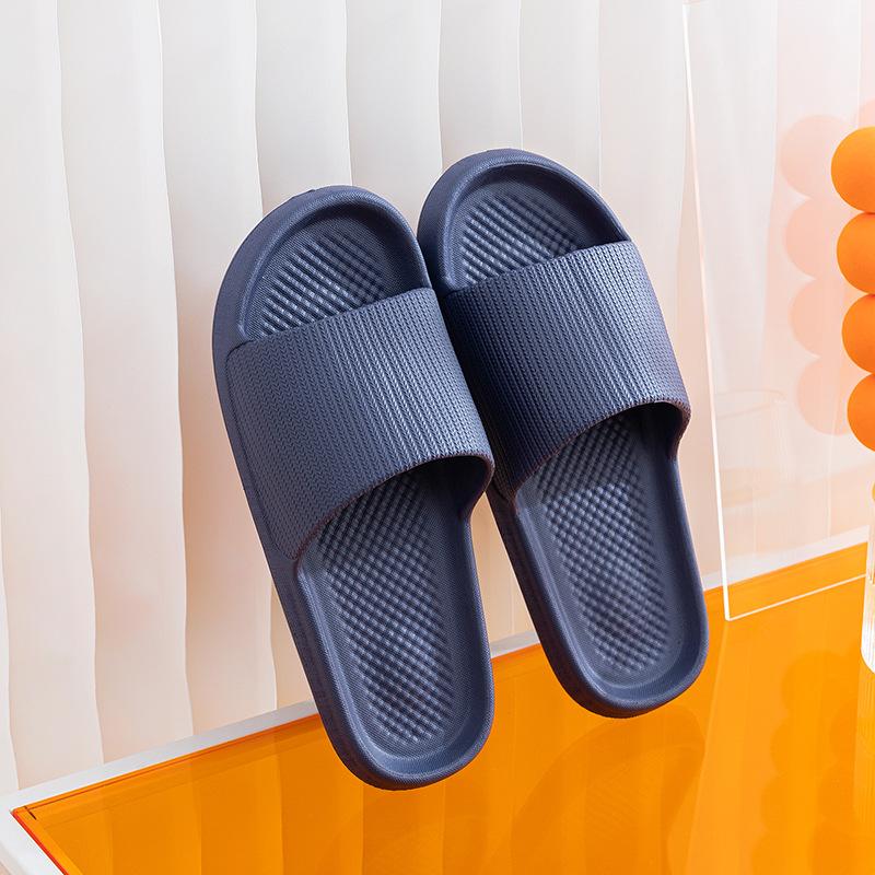Summer Home Slippers Men Cloud Slides Indoor Mute Non-slip Bathing Flip Flop Sandals Male Summer Zapatillas Hombre