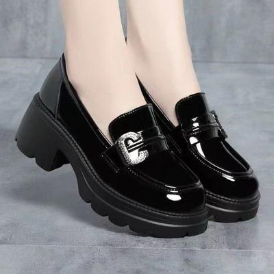 Платформа женская осень новая женская обувь толстый каблук лакированная кожа маленькие кожаные туфли мягкая кожа мягкая подошва одинарная обувь
