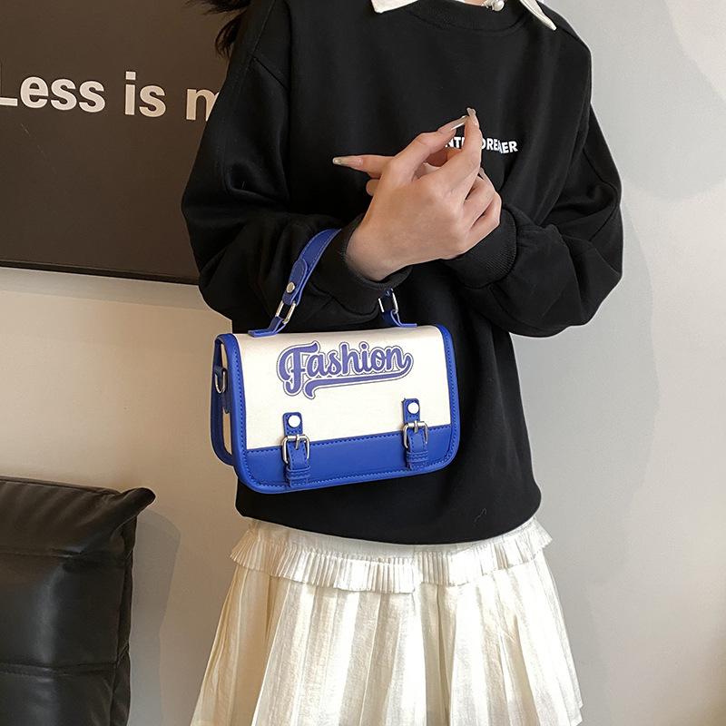 Модная и трендовая сумка через плечо, персонализированная повседневная сумка нового стиля, женская красивая сумка для весны и лета, портативная маленькая квадратная сумка для почтальона