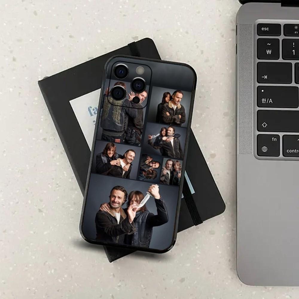 R-Rick Grimes and Darryl D-Dixon Phone Case For Apple iPhone 15,14,13,12,11,Pro,X,XS,Max,XR,Plus,Mini Soft Black Cover