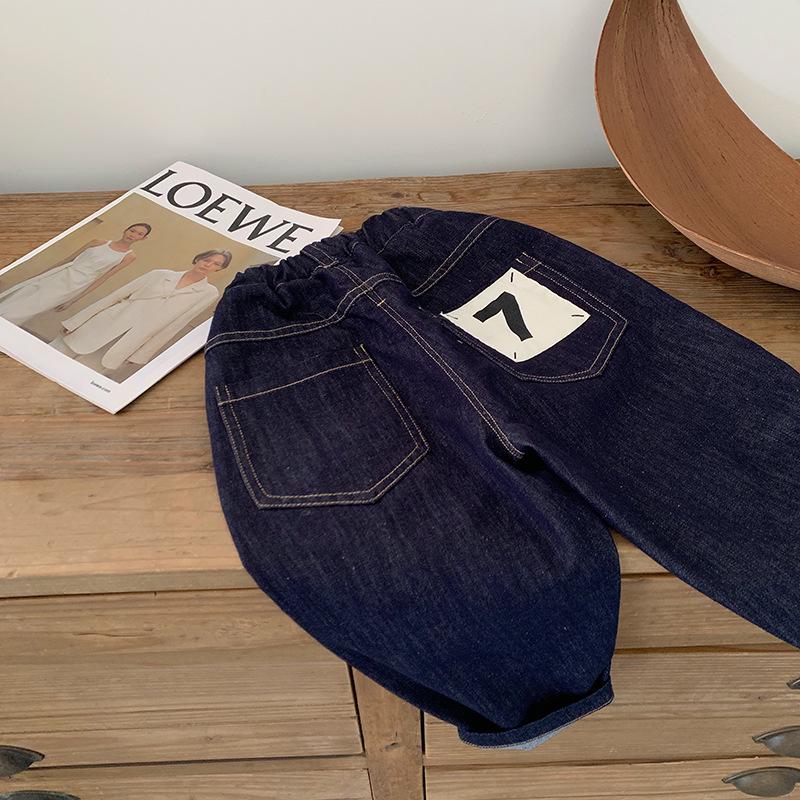 Стильные джинсы Tong Chenchen весна-лето 2024: Универсальные свободные детские брюки в гонконгском стиле