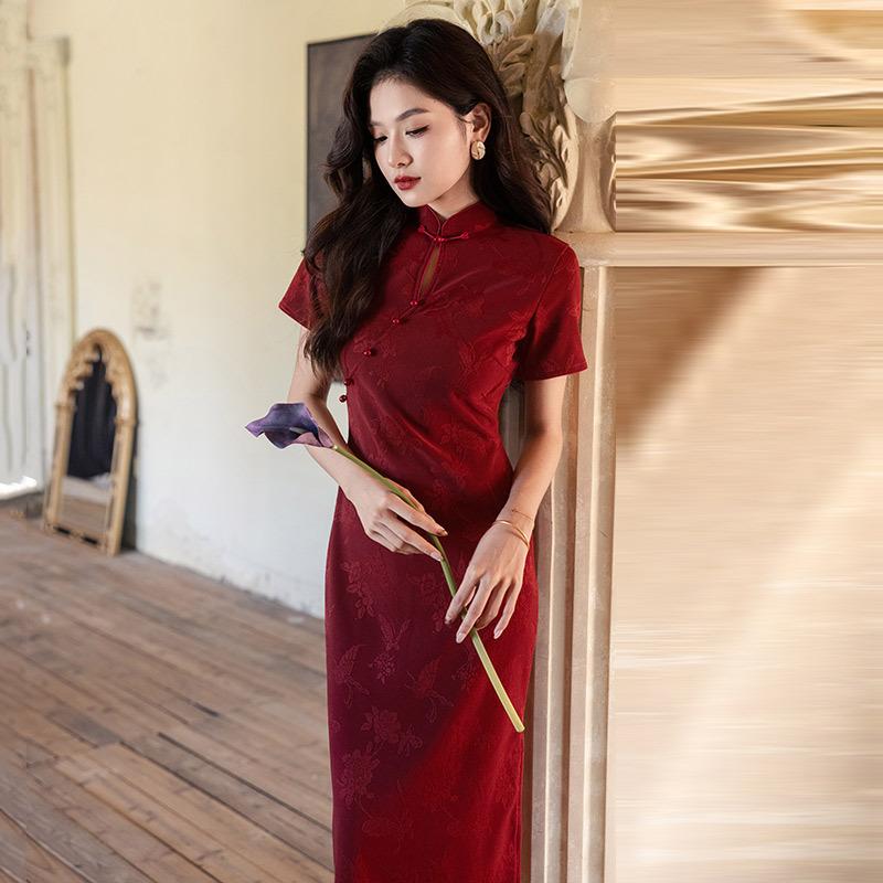 Water drop collar red national style new Chinese long cheongsam improved young women's high-end sense retro slim spring and summer