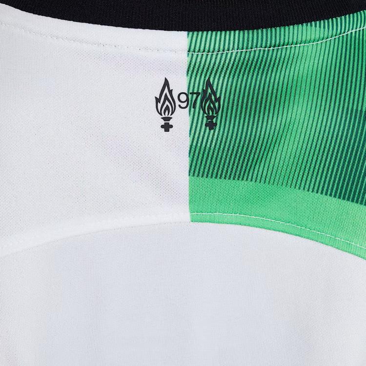 Nike Футболка Liverpool 23/25 сезона Away Fan Version с вышитым логотипом и мозаикой в цветных блоках с коротким рукавом, детские топы белого цвета DX2764-101