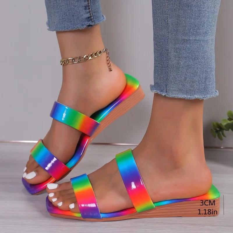 Модная распродажа женской обуви 2024 года, летние новые радужные цвета, женские тапочки большого размера, удобные и дышащие повседневные тапочки