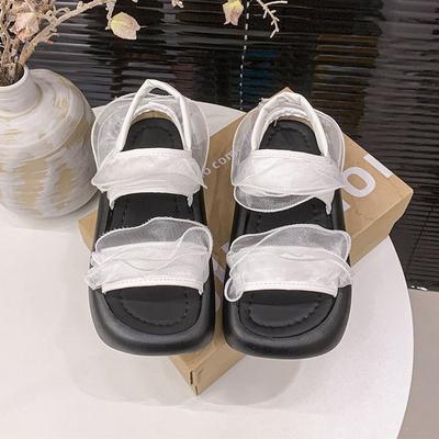 Летний маффин увеличение высоты верхняя одежда женская летняя мода одним словом кружевные тапочки 2025 новые пляжные легкие тапочки на толстой подошве