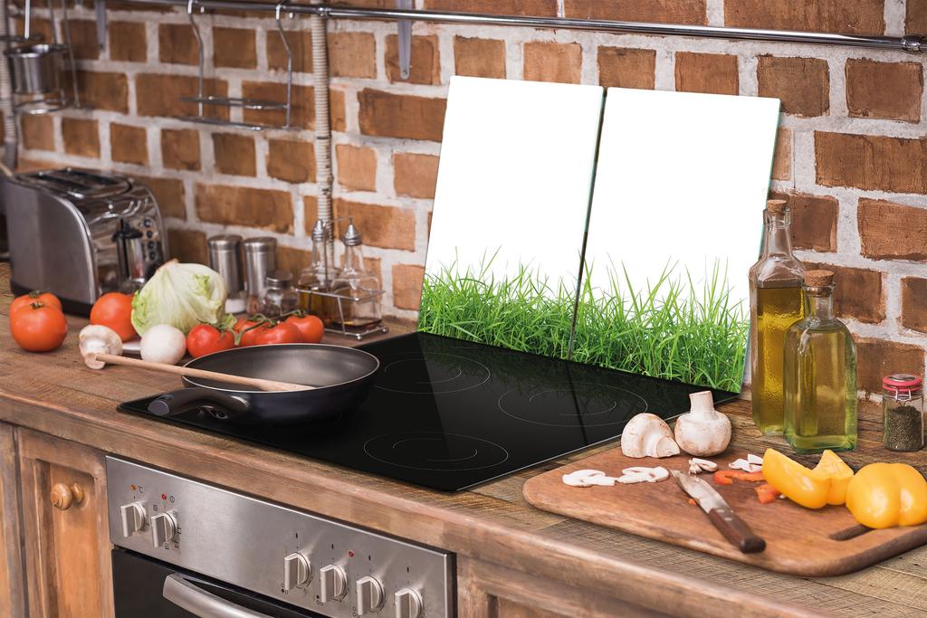 СТЕКЛЯННАЯ ЗАЩИТНАЯ ПАНЕЛЬ ДЛЯ КУХНИ 2x35x52 БЕЛАЯ