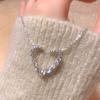 Простая полая цепочка в форме сердца с бриллиантовой подвеской в виде ключицы, легкий роскошный подарок для женщин