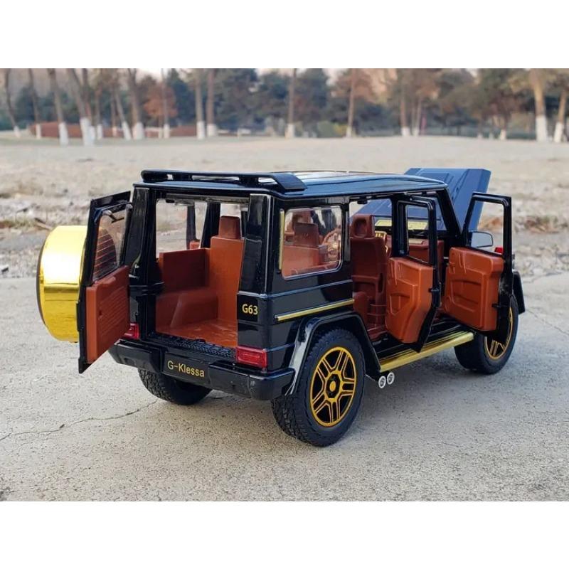 1/24 Benz G63 SUV литая модель автомобиля из литого металла и игрушечная модель внедорожника для моделирования звука и света коллекционная игрушка в подарок