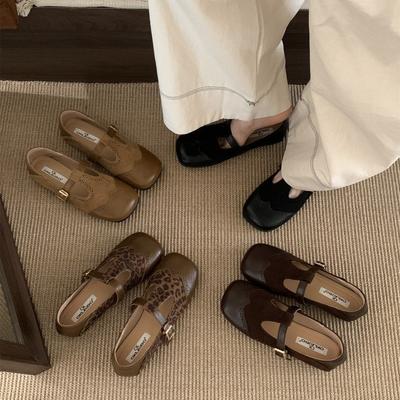 Ретро туфли Мэри Джейн с квадратным носком, с пряжкой, маленькие кожаные туфли на плоской подошве, женские, осень 2025, новая корейская версия студенческих туфель