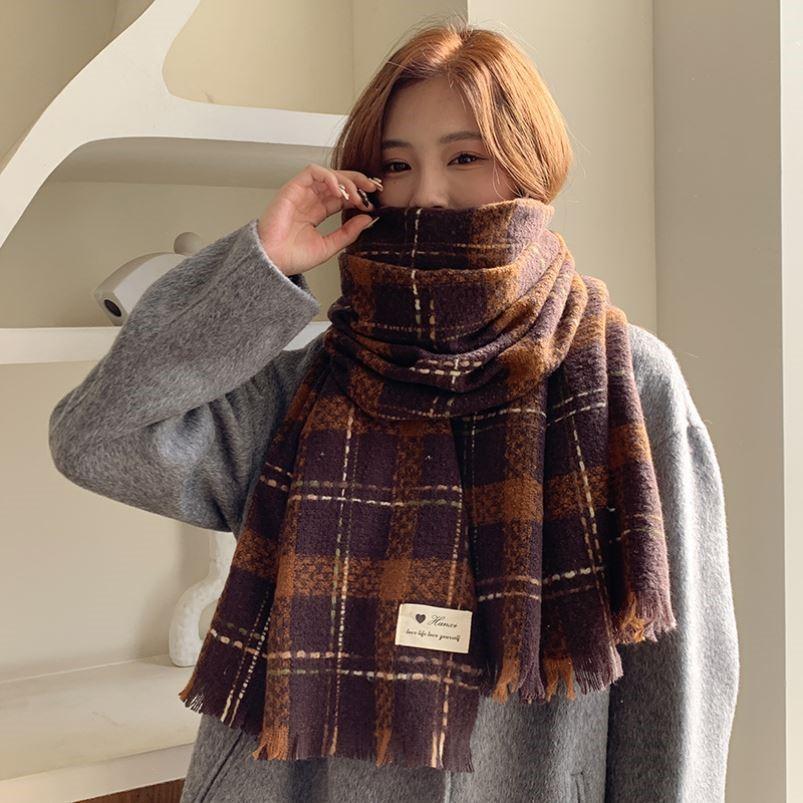 Scarf women's winter new soft waxy light luxury small incense long Maillard shawl student couple warm scarf
