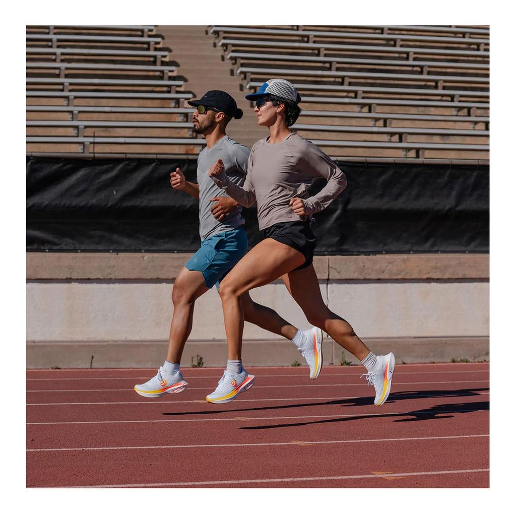 Running Shoes SPECTER 2 MENS Cm [Topo Athletic] White/Sunset 26.0