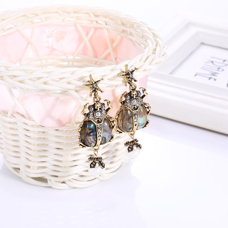 Серьги в стиле ретро с жуком-жемчугом и бриллиантами в виде животных