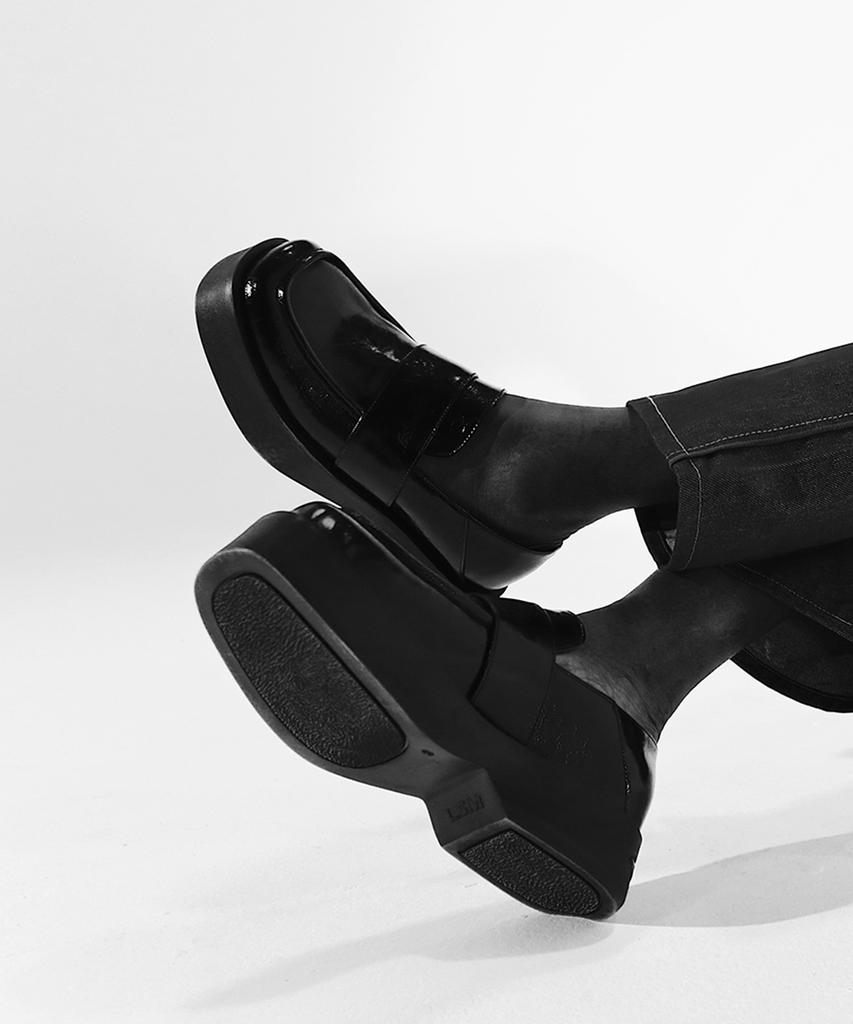 Like Some More Arpi 003 Loafers [Black]