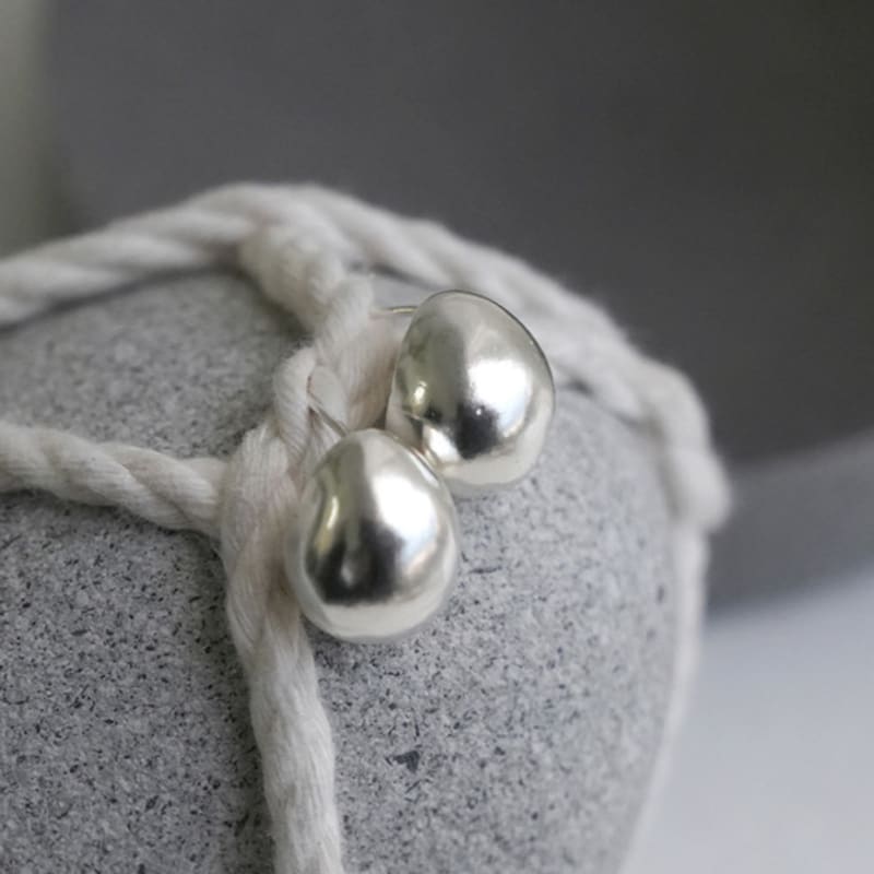 REINDEER GENTLE STONE EARRING 08