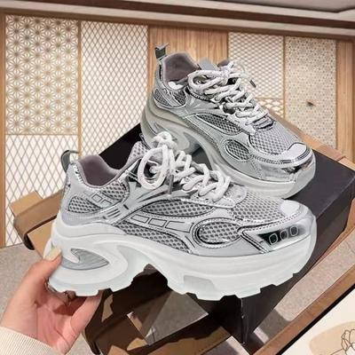 Женские кроссовки на платформе 2024 года, новые женские модные повседневные туфли на шнуровке, удобные женские туфли из вулканизированной кожи, женские теннисные туфли