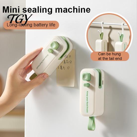 Handheld Food Bag Resealer 2 in 1 Mini Sealer with Cutter, Compact Cutter And Magnetic Back, Moisture-proof Heat Seal Machine for Kitchen Snacks