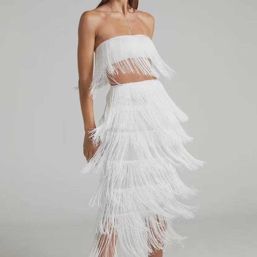 2022 One-Shoulder Two-Piece Tube Top and Tassel Long Skirt Set