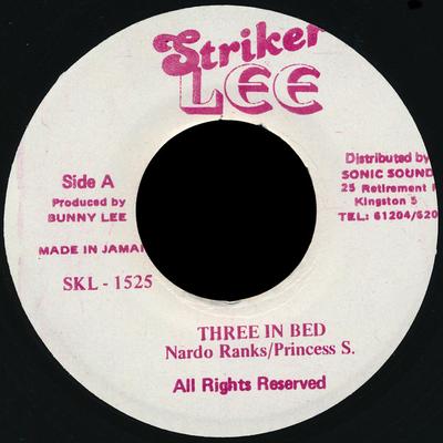 7-дюймовая пластинка NARDO RANKS / PRINCESS S - Three In Bed SKL1525 Striker Lee Ямайка Регги, Ска и Даб Б/у