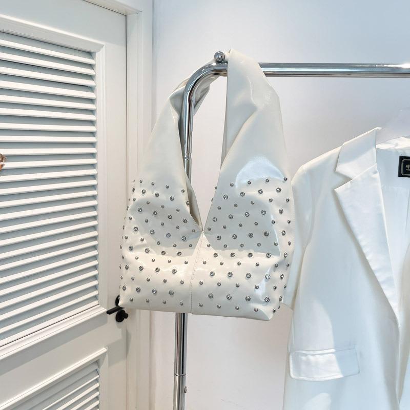 Punk Spice Girl Style Large Capacity Bag Women's Summer New Niche Underarm Retro Rivet Commuter Bag Tide