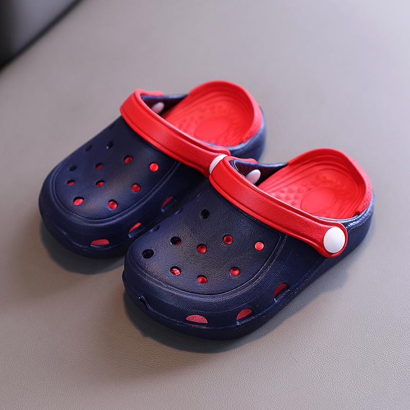 Обувь для малышей Летние детские сабо для мальчиков и девочек Мюли для сада и пляжа Сандалии Cave Hole Детские противоскользящие тапочки