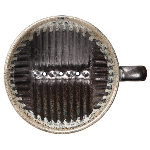 [Эксклюзив .co.jp] Кофейная воронка Kalita Hasami Ware с отличным удержанием тепла, черная, сделано в Японии, HASAMI SG101. Идеально для 1-2 человек, этот д