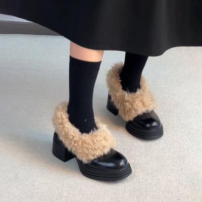 Suding Home~ Пушистые туфли на высоком каблуке с круглым носком, ретро, на одной педали, флисовые, теплые, маленькие кожаные туфли, толстый каблук, туфли-лодочки Мэри Джейн