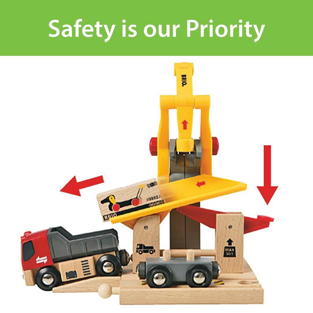 BRIO WORLD Cargo Rail Deluxe Set [Всего 54 детали] Возраст от 3 лет и старше (Игрушечный поезд с электромобилем и деревянными рельсами) 33097