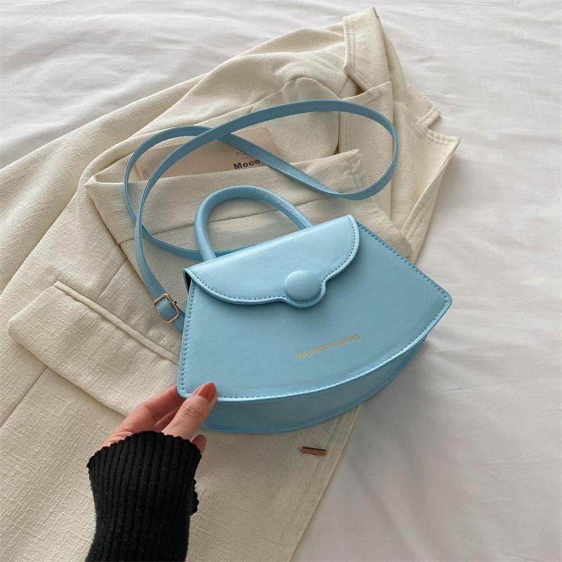 Elegant Retro Aesthetic Womens Shoulder Bag Trendy Casual Handbag For Daily Use