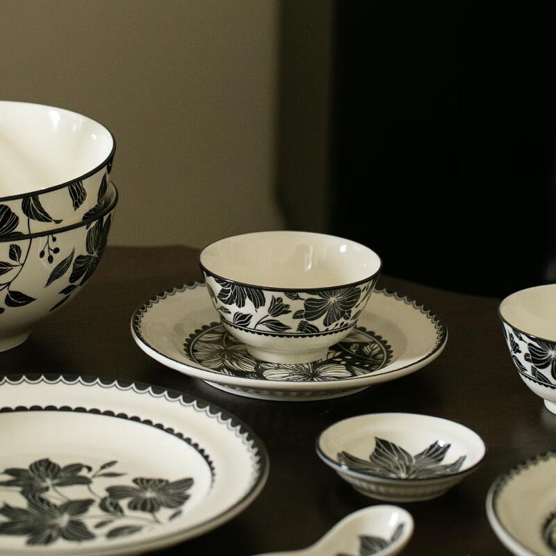 French Retro Floral Ceramic Dinner Plate