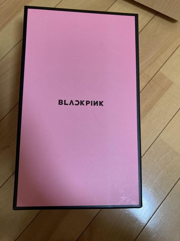 [USED] Bonus Trading Card Case Included! Official BLACKPINK Light Stick Ver. 2 with Batteries Included