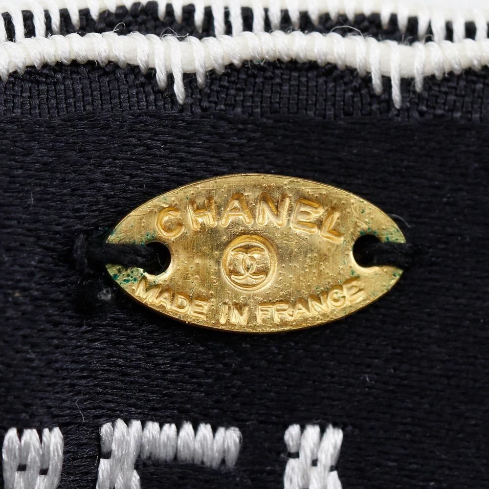 Chanel Ribbon Brooch Logo Vintage Black / White Satin Ribbon 15g Women Used
