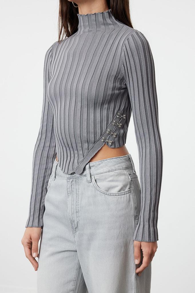 Женский свитер в элегантном стиле, черный трикотажный свитер с супер укороченным высоким воротником