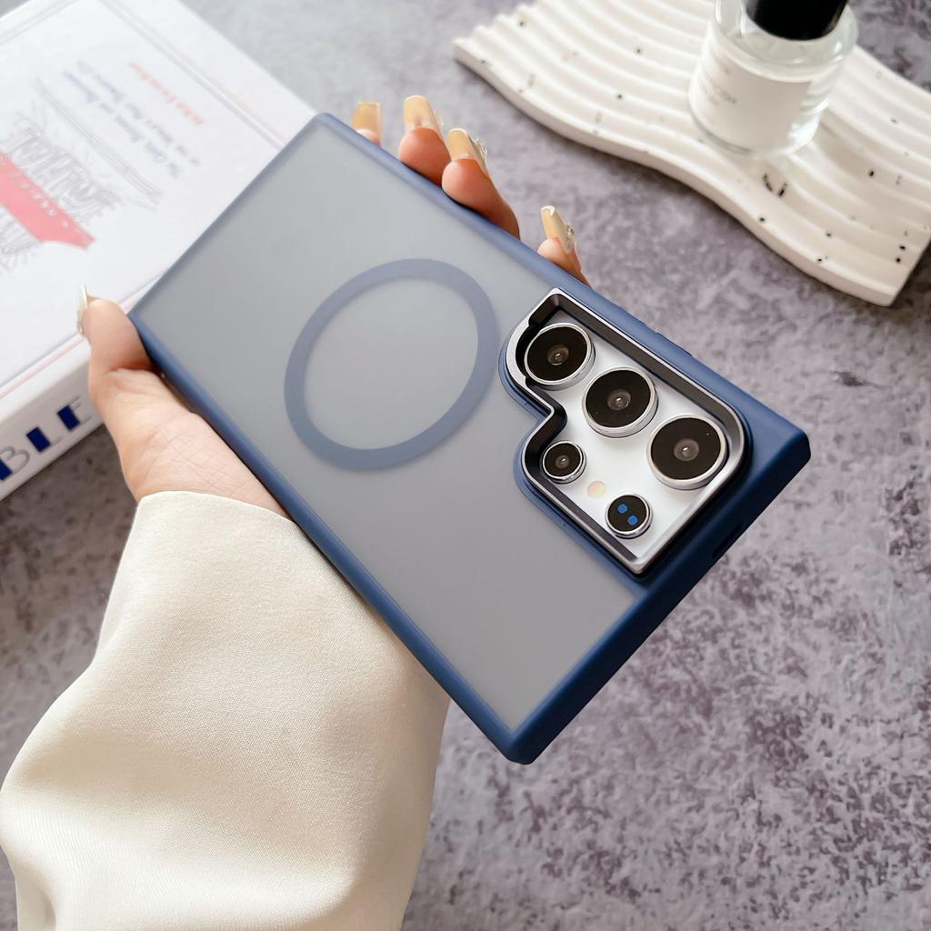 Suitable for Samsung S24Ultra Strong Magnetic Suction Mobile Phone Case S24plus High End Business Skin Feeling Non Yellowing Protective Case