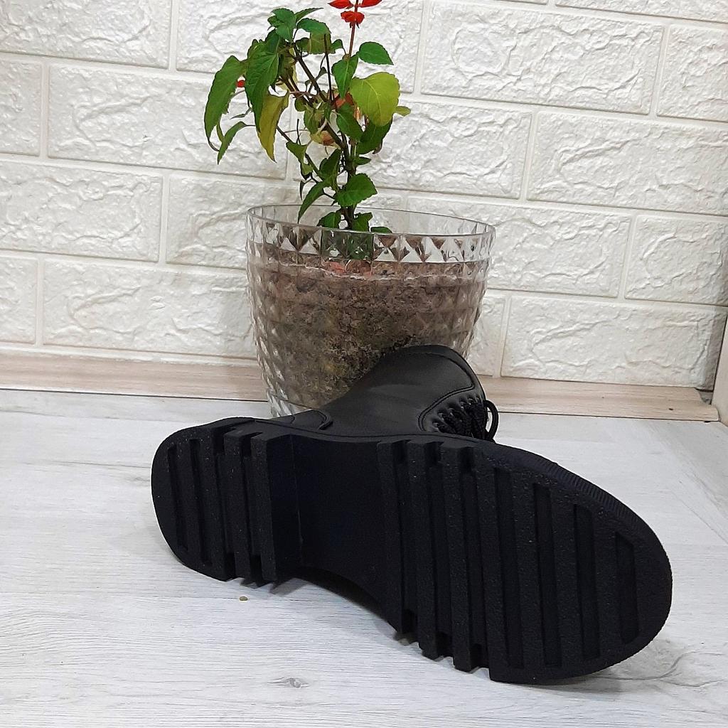 Черные кожаные женские ботинки Grijak на молнии и шнуровке