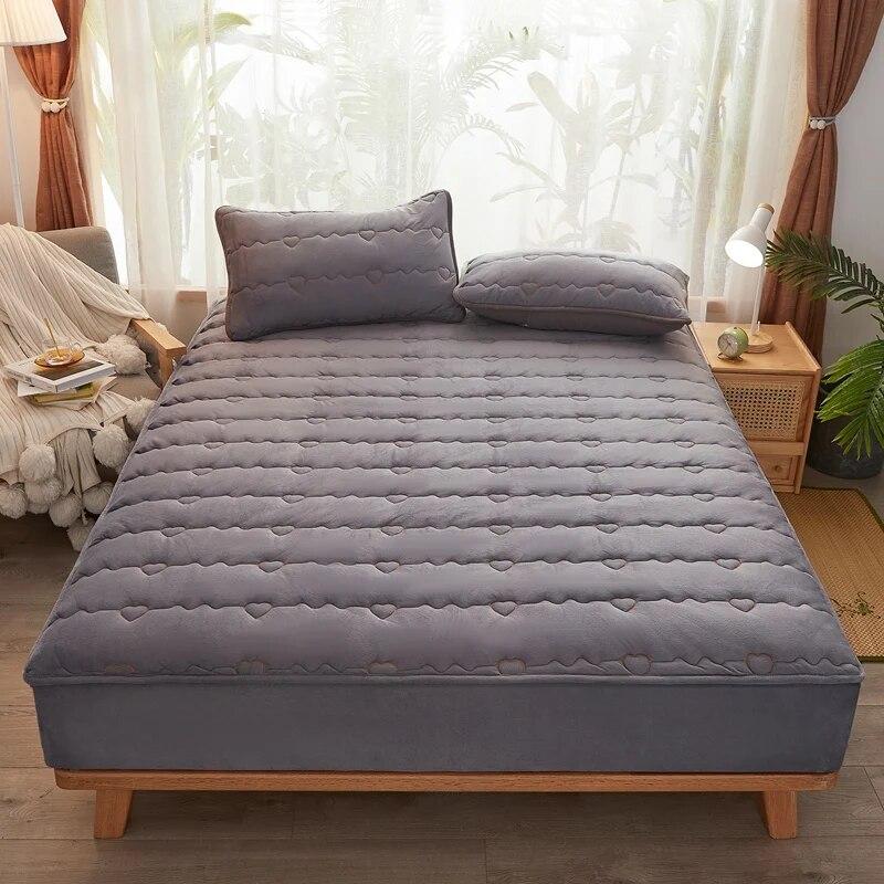 Стеганая простыня из молочного бархата из соевого волокна 160x200, мягкий защитный чехол для матраса с резинкой, зимняя плотная теплая ткань