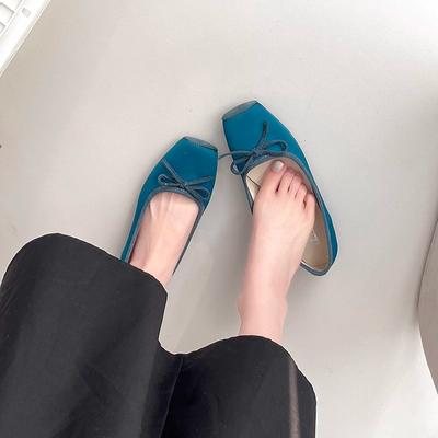 Французский темперамент, нишевые туфли Мэри Джейн, нежные повседневные женские туфли 2025 года, новые весенне-летние одинарные туфли с атласным бантом внутри