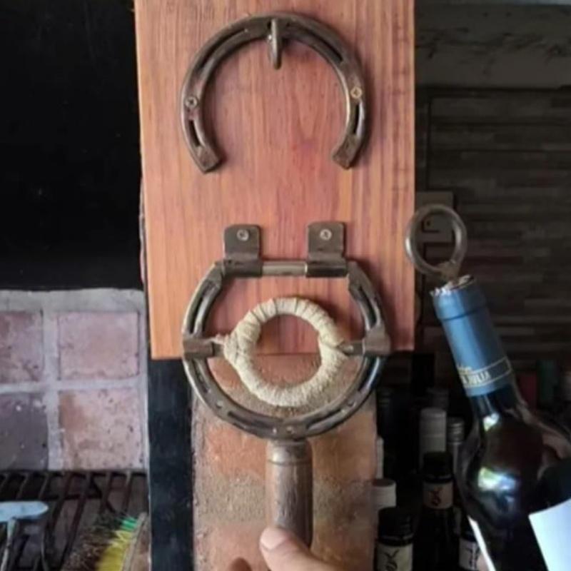 Horseshoe Wine Opener Retro Industrial Style Wall Mounted Corkscrew Multi-function Opener / Multi-tool Bar Tool Home Decoration