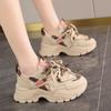 Женская обувь Новая легкая высококачественная повседневная обувь Толстая подошва Повседневные кроссовки на мягкой подошве Нескользящая обувь на платформе