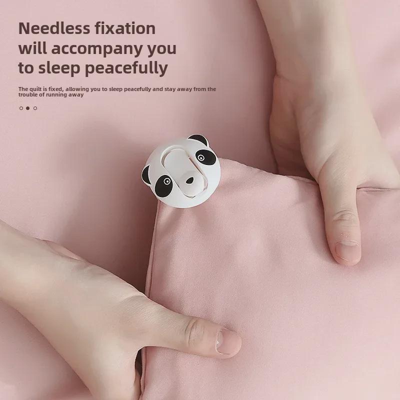 Застежка для одеяла «Panda» в Китае: Простая разблокировка одной кнопкой без использования иглы.
