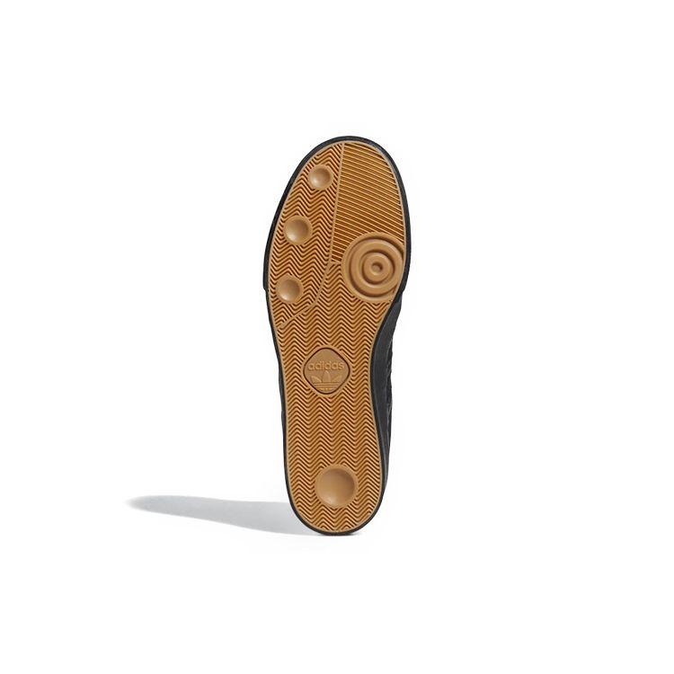 Adidas Seeley XT Triple Black Мужские кроссовки Core-Black GZ8570