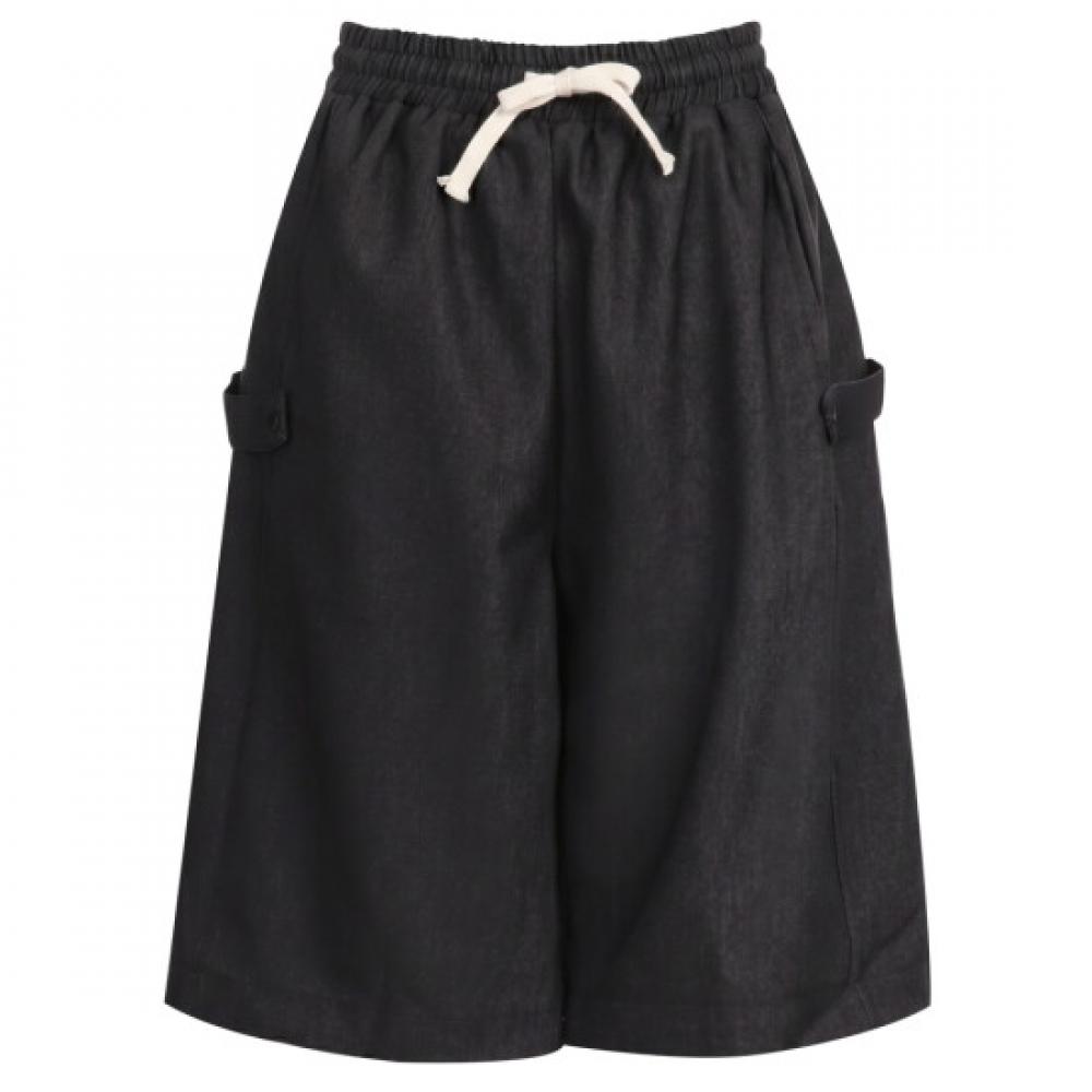 Shop Women S wAiStbAnd A Line ShApe Cover Button detAil Culotte hAlf pAntS nAr