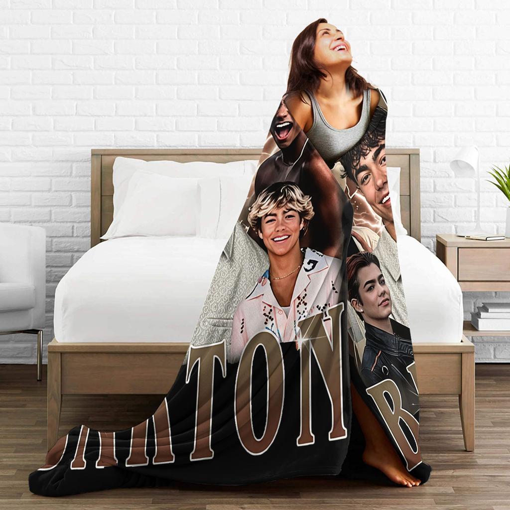 Malachi Barton Fleece Throw Blankets Blanket for Home Travel Warm Quilt,