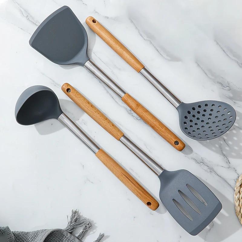 Набор силиконовой посуды 4 шт. Кухонные инструменты для приготовления пищи Антипригарная лопатка Лопатка для омлета Большая суповая ложка Дуршлаг Кухонные аксессуары