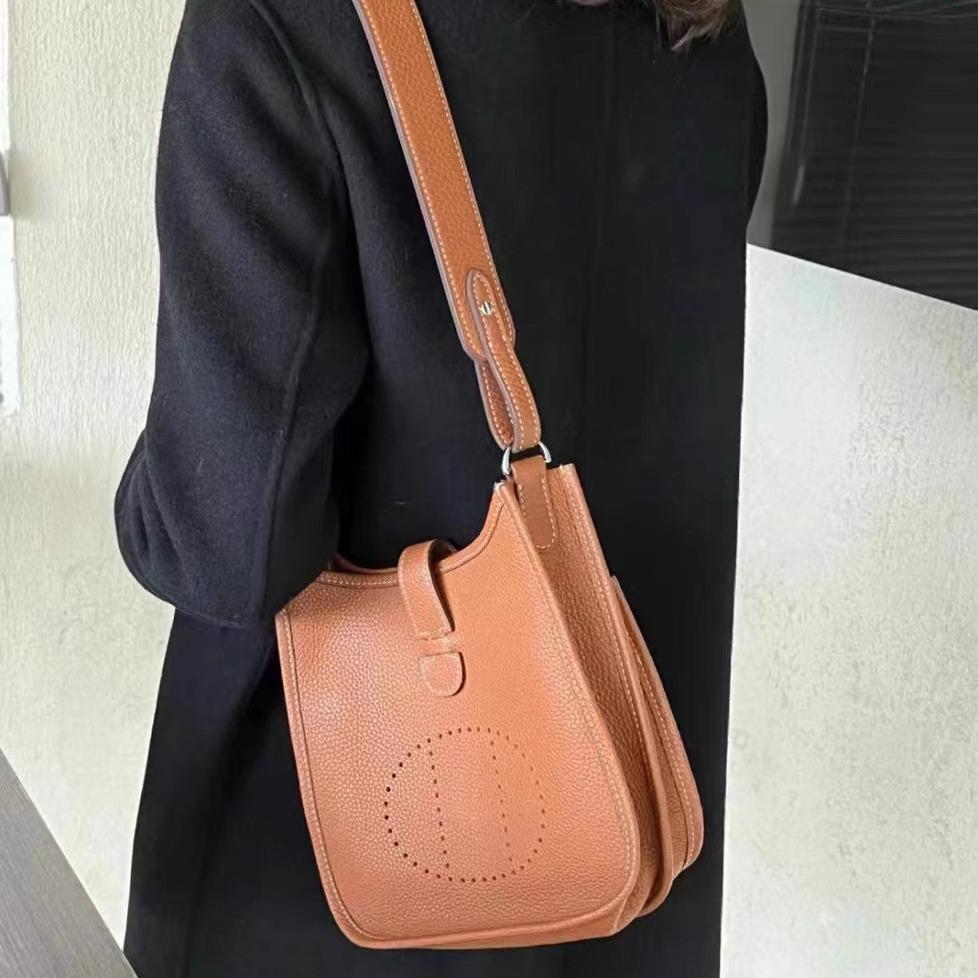 Женская мини-сумка-ведро из натуральной коровьей кожи с узором личи Evelyn Design