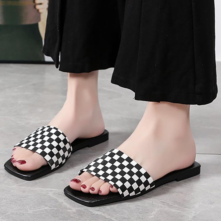 Women's Summer Clip On Outdoor Flat Bottomed Slippers Casual Square Head Leopard Print Beach Vacation Sandals 35-42