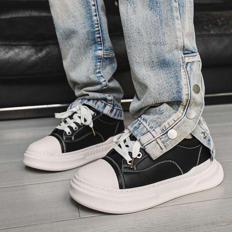 Fashion Men's Lace-Up Flats Leather Casual Shoes Thick Sole Male Sneakers Comfortable Walking Shoes Fashion Retro Skate Shoes for Men