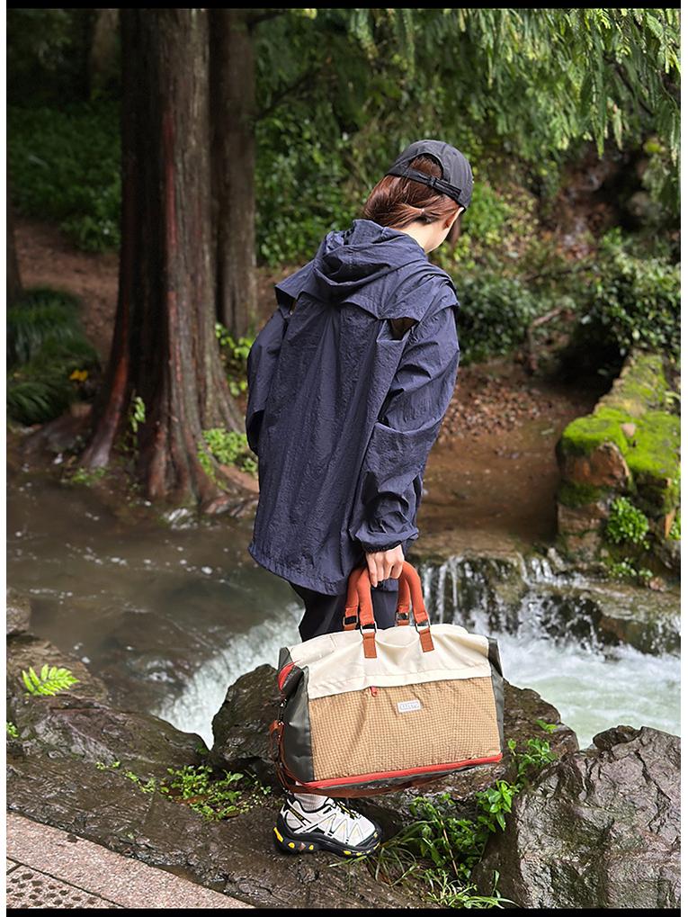 Expandable Lightweight Travel Bag with Wet/Dry Separation & Large Capacity - Foldable Sports, Fitness, & Yoga Bag