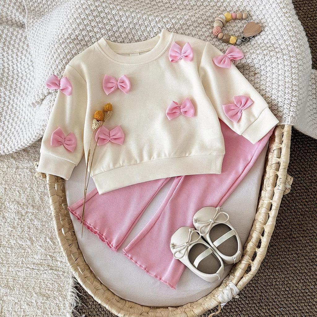 Комплект из двух предметов для малышей в корейском стиле: 3D топ с бантом и расклешенные брюки