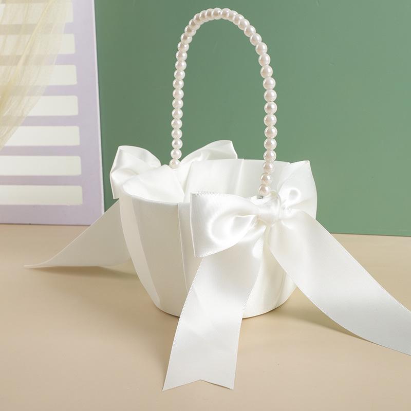 Wedding Car Flower Basket for Newlyweds - Handheld Bow & Small Flowers for Flower Girls