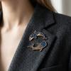 2 шт. Брошь Кит Дельфин в стиле легкой роскоши Животное Винтажный значок Кит Дельфин Украшение для одежды Металлический значок в форме рыбы Женский